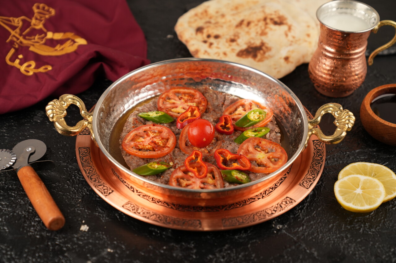 صينية كفتة بالبندورة